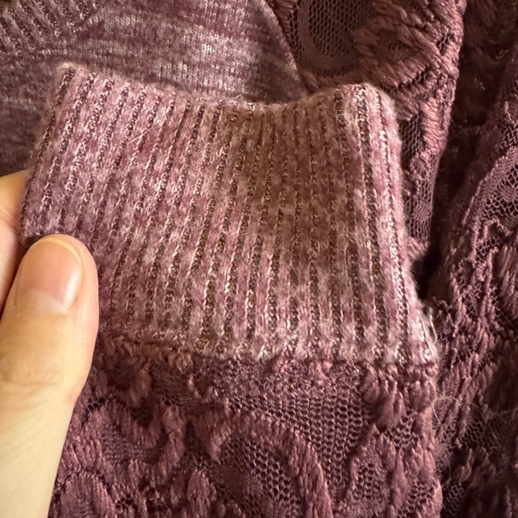 Excellent used condition, size 1 sweater from Super Soft by Torrid, color mauve - Picture 6 of 15